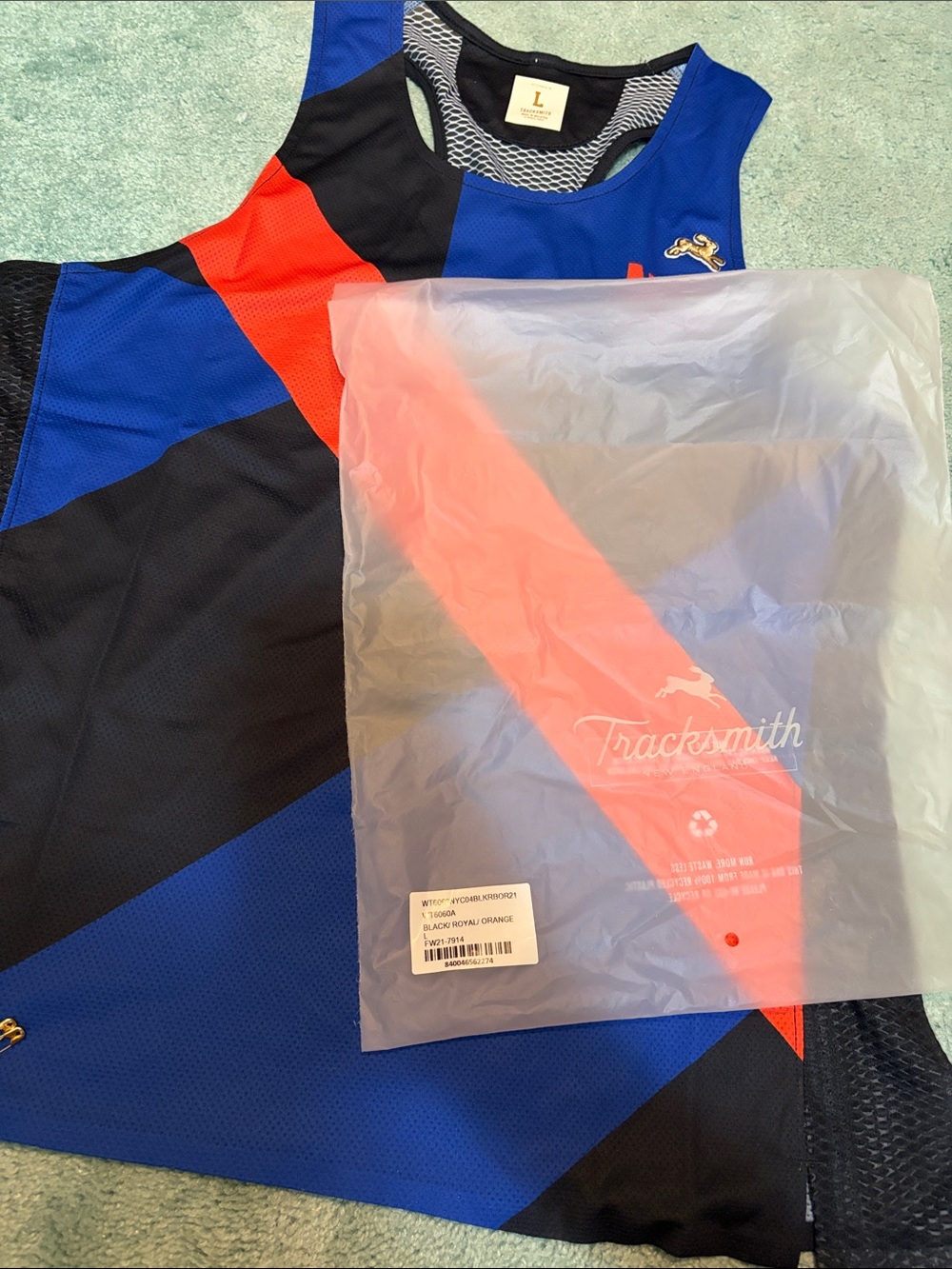 Tracksmith NYC Tank - Picture 4 of 6